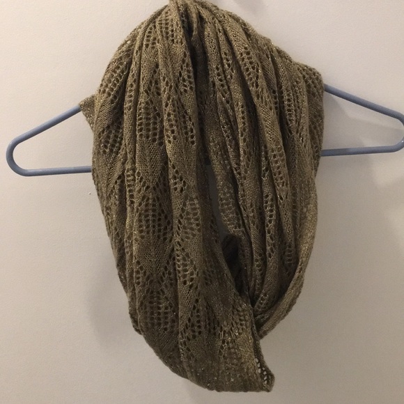 Infinity Scarf - Picture 2 of 7